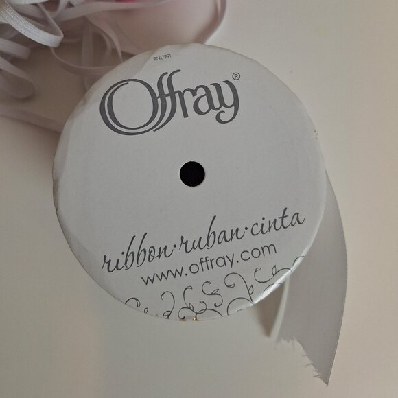 Sewing Bundle - Ribbon and Buttons - Picture 3 of 12